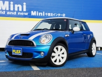 BMWミニCOOPER S BMW MINI/【R56･Cooper S】ﾀｰﾎﾞ付6速ﾏﾆｭｱﾙ!黒本革ｼｰﾄ+ｼｰﾄﾋｰﾀｰ,MINIMAXｹﾞｰｼﾞﾌｪｲｽ,ｽﾎﾟｰﾂｽﾃｱﾘﾝｸﾞ,純正ｵﾌﾟｼｮﾝ17ｲﾝﾁﾎﾜｲﾄｽﾎﾟｰｸ!