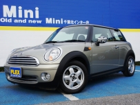 BMWミニCOOPER BMW MINI/ｸｰﾊﾟｰ6速AT【ｽﾊﾟｰｸﾘﾝｸﾞｼﾙﾊﾞｰ】ｲｸﾘﾌﾟｽHDDｲﾝﾀﾞｯｼｭﾅﾋﾞ･ﾊﾞｯｸｶﾒﾗ･ETC･ﾌﾞﾗｯｸｼﾞｬｯｸﾐﾗｰｶﾊﾞｰ･1ｵｰﾅｰ車･走行1万1千km!