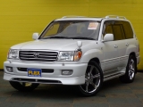 トヨタ ランドクルーザー100VX-LTD Gセレクション