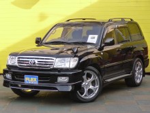 トヨタ ランドクルーザー100VX-LTD Gセレクション ランクル100 Gセレ【NEWペイントブラック】【パーツメガ盛り】≪MKW 22AW＆タイヤ新品≫≪フルセグ地デジTV≫≪セキュリティー≫