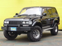 ランドクルーザー80VX-LTD ランクル80 VX-LTD ≪≪ターボ搭載≫≫【ブラックＮＥＷペイント】【角目四灯】【ク
ムホMTタイヤ】とにかくスゴイです♪♪