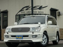 トヨタ ランドクルーザー100VX-LTD Gセレクション ランクル１００　ＶＸ－ＬＴＤ　Ｇセレ　４・７Ｇ【寒冷地仕様／リアデフ／ＣＯＯＬ－ＢＯＸ】【後期専用１７ＡＷ＆新品タイヤ】