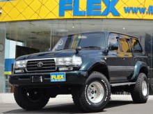 トヨタ ランドクルーザー80VX-LTD 平成7年式!ランドクルーザー80後期型ガソリン車《インチアップ済み》《センターライン16AW》《社外マフラー付き》