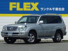 トヨタ ランドクルーザーシグナス ランクルシグナス　インテリアセレクション【マルチレス／ＨＤＤナビ】【イルミステップ】【バックカメラ＆地デジチューナー】　