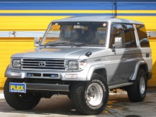 トヨタ ランドクルーザープラド70SX 【岡山店限定フェア開催中!!】７８プラドＤＴ　人気カラーシルバー単色♪センターラインＡＷにオプションサンルーフ付き!!