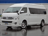 トヨタ ハイエース200グランドキャビン　４ＷＤ　ナビパッケージ