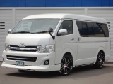 トヨタ ハイエース200スーパーＧＬ　ワイドバン　４ＷＤ