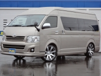 ハイエース200ハイエース　グランドキャビン　４ＷＤ　レガンスフルエアロ　 【ﾚｶﾞﾝｽｺﾝﾌﾟﾘｰﾄｶｰ】新車！ﾊｲｴｰｽＷ ｸﾞﾗﾝﾄﾞｷｬﾋﾞﾝ4WD！ﾚｶﾞﾝｽﾌﾙｴｱﾛ＆ｸﾞﾘﾙ＆ﾘｱｳｨﾝｸﾞ！新作ﾊﾟﾝﾃﾞﾐｯｸLW-8 20ｲﾝﾁ！ｳﾞｧﾚﾝﾃｨｰﾃｰﾙ!！