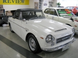 日産 フェアレディSR311