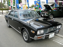 グロリア4Dセダン　2000GX オールペン済み!!オートマ車!!人気の丸目230!!