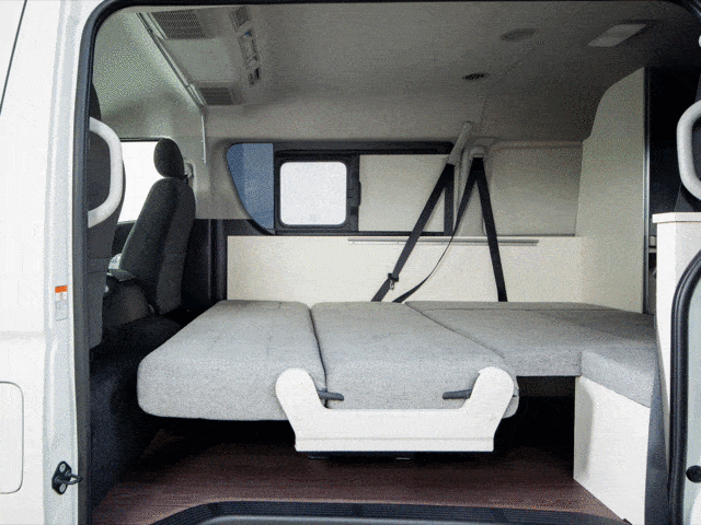 ROOM CAR 01