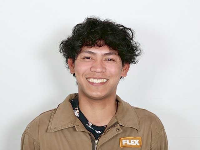 スタッフ10
