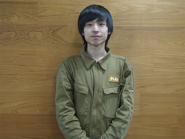 スタッフ10