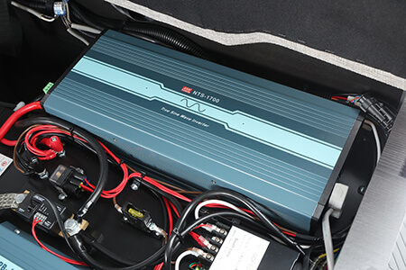 正弦波1500Wインバーター