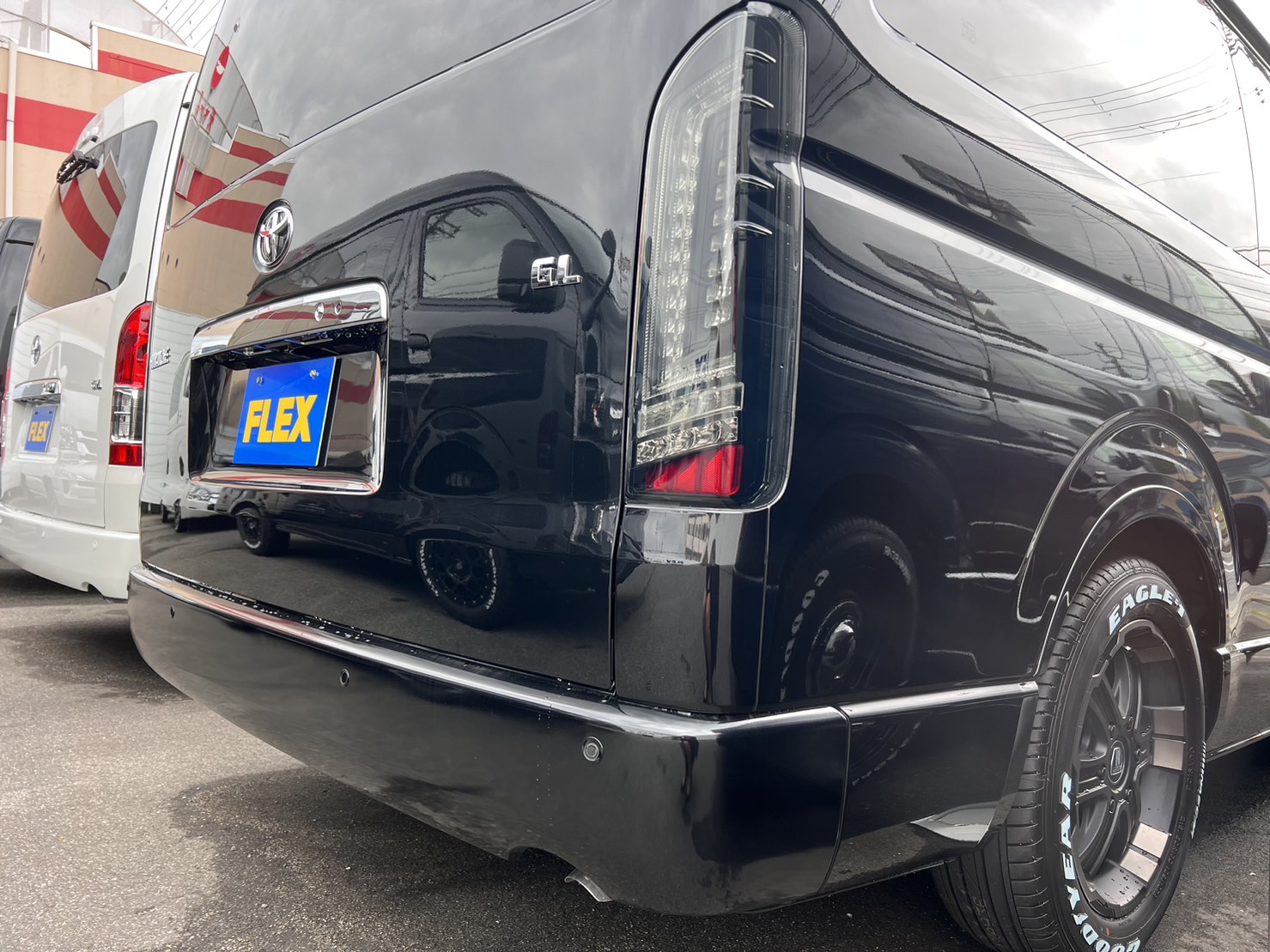 ハイエース200FLEX LEDテールランプ ULTIMATE ライト\"左のみ\" ハイエース200FLEX LEDテールランプ ULTIMATE ライト