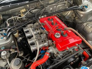 【FJ20キャブ仕様のDR30入庫】