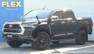 ハイラックスブラック😎