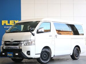 🚩入庫☛【厳選中古車】　ハイエースワゴン　GL　4WD　パールホワイト 人気の内装アレンジVer1で走行距離2.3万キロのお車が入庫致しました☆☆(XP3187)