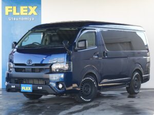 車好きがこだわる】FLEX専用カラーのトヨタ ハイエース専用17インチ