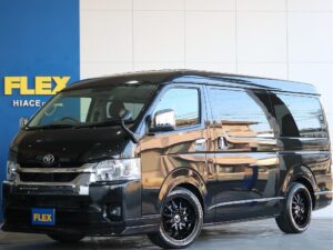 🚩入庫☛【厳選仕入中古車】ハイエース　ワゴン　ファインテックツアラー　ガソリン　2WD　ブラックマイカ キャプテンシートの特別感満載のお車にオリジナルカスタム車両が入庫致しました☆☆(XP3281)