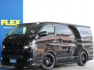🚩入庫☛【厳選仕入れ中古車】　レジアスエースバン　スーパーGL　ダークプライム　ブラックマイカ　ディーゼル２WD こだわりの外装カスタムご入庫しました☆☆(XP3352)
