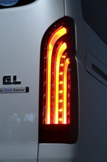 車好きがこだわる】FLEXオリジナル ハイエース LEDテールランプ「煌」