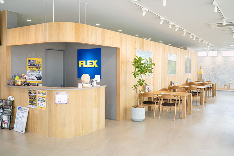 FLEX ハイエース福岡店