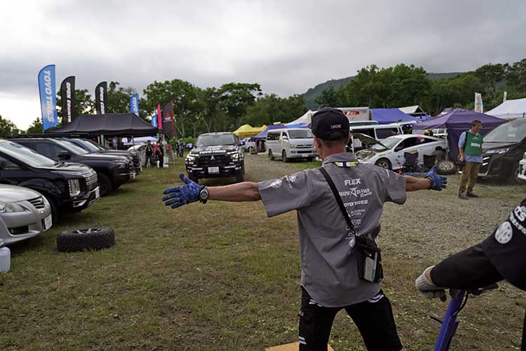 FLEX SHOW AIKAWA Racing トライトン Rally Spec ラリーカムイLEG1