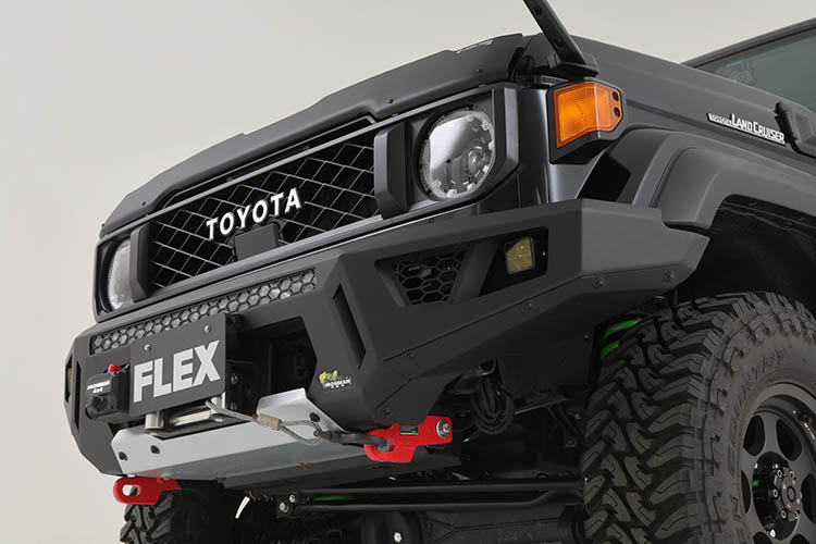 IRONMAN 4x4 for ランドクルーザー70 レイドバー（ライトキット付フロントバンパー）