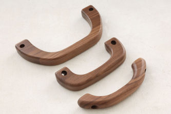 職人の手仕事から生まれる心地よさ『67 ROKU NANA ハイエース用